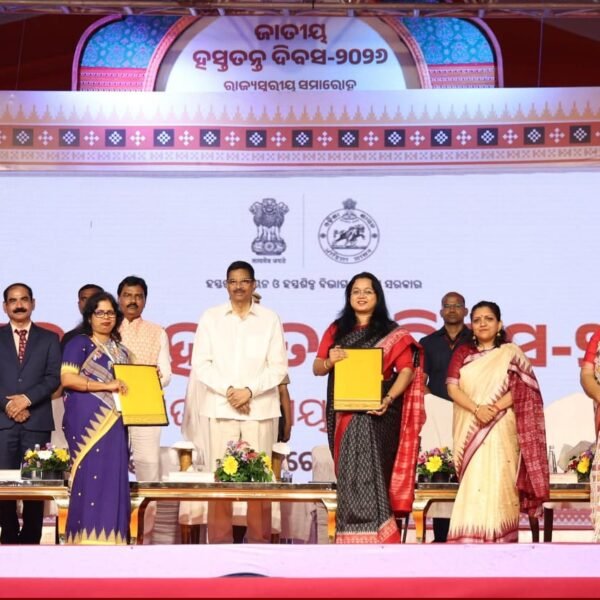 Birla Cellulose’s Handloom Initiative Brings New Possibilities for Traditional Weaving